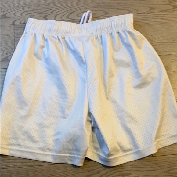 Bravest studio x Ben Baller x LV - Picture 5 of 5